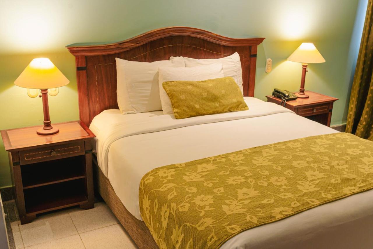 Hotel Faranda Express Puerta Del Sol Barranquilla, A Member Of Radisson Individuals Barranquilla  Eksteriør bilde
